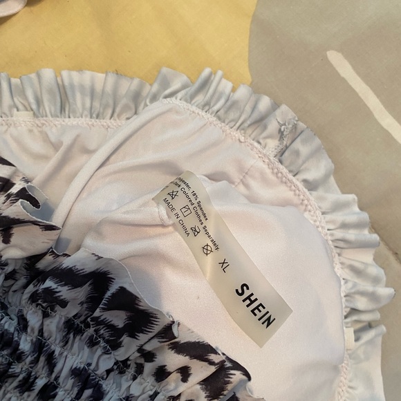SHEIN bikini tops size XL - Picture 2 of 3
